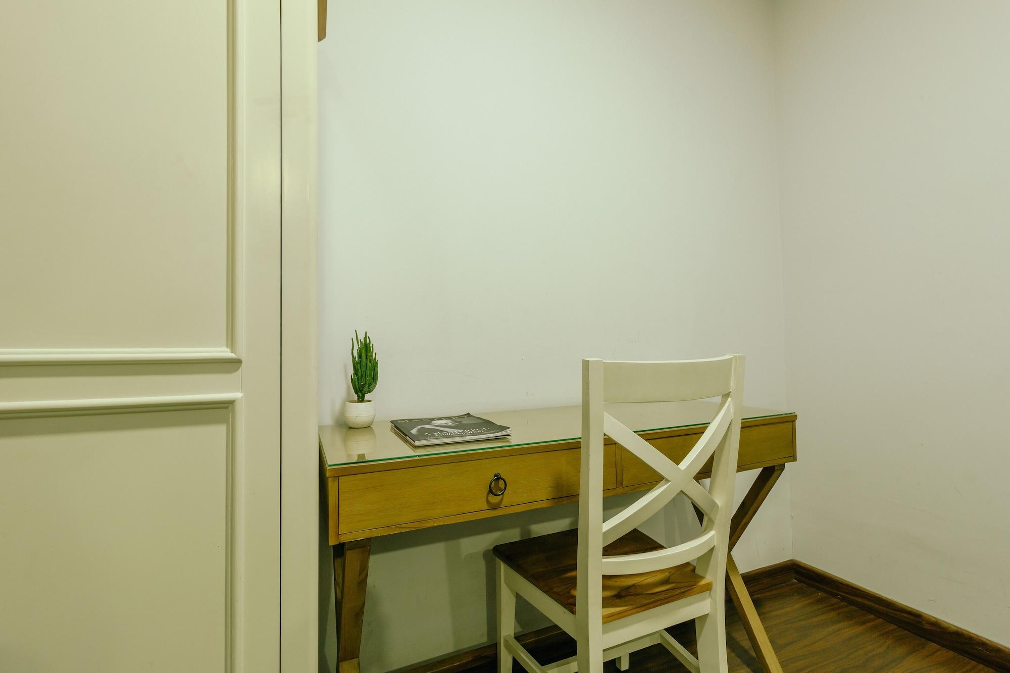 Urbanest Inn House Tb Simatupang Pasar Minggu Esterno foto