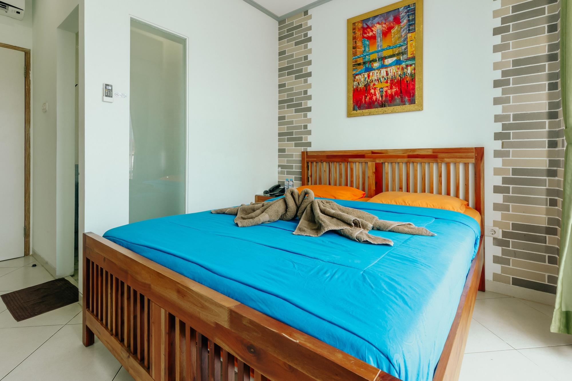 Urbanest Inn House Tb Simatupang Pasar Minggu Esterno foto